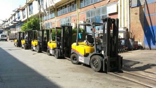 Şirinevler Forklift Şirinevler forklift kiralama, operatörlü ve operatörsüz seçenekler - ŞEN FORKLİFT